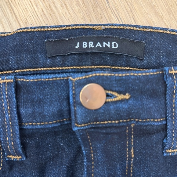 EXCELLENT USED CONDITION SIZE 24 JBRAND EMINENCE SKINNY JEAN - Picture 3 of 9
